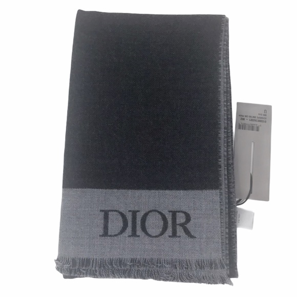Brand New Dior Grey Wool Scarf - Picture 3 of 8